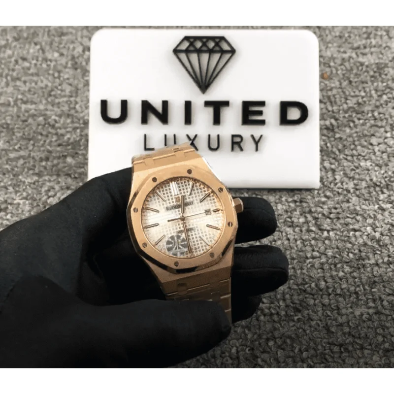 Audemars Piguet Royal Oak 15400OR.OO.1220OR.02 High-End Replica 1:1