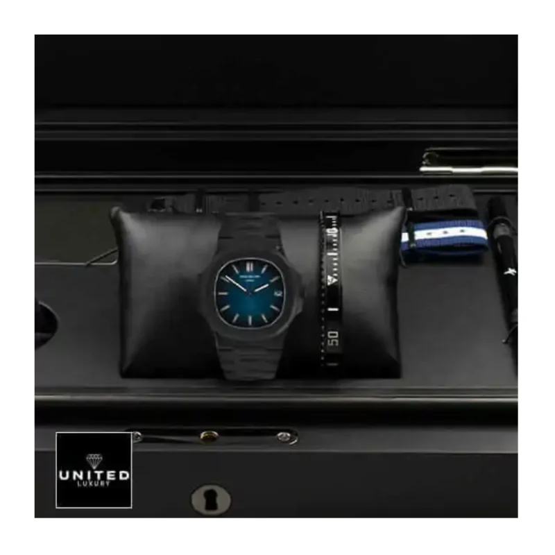 Patek Philippe Nautilus 5711/1A-010 “Black Dial” High-End Replica 1:1