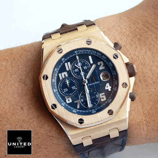 Audemars Piguet Royal Oak Offshore 26365OR.OO.D801CR.01 "Rose Gold Chronograph" audemars piguet royal oak offshore 26365OR.OO .D801CR.01 replica wrist